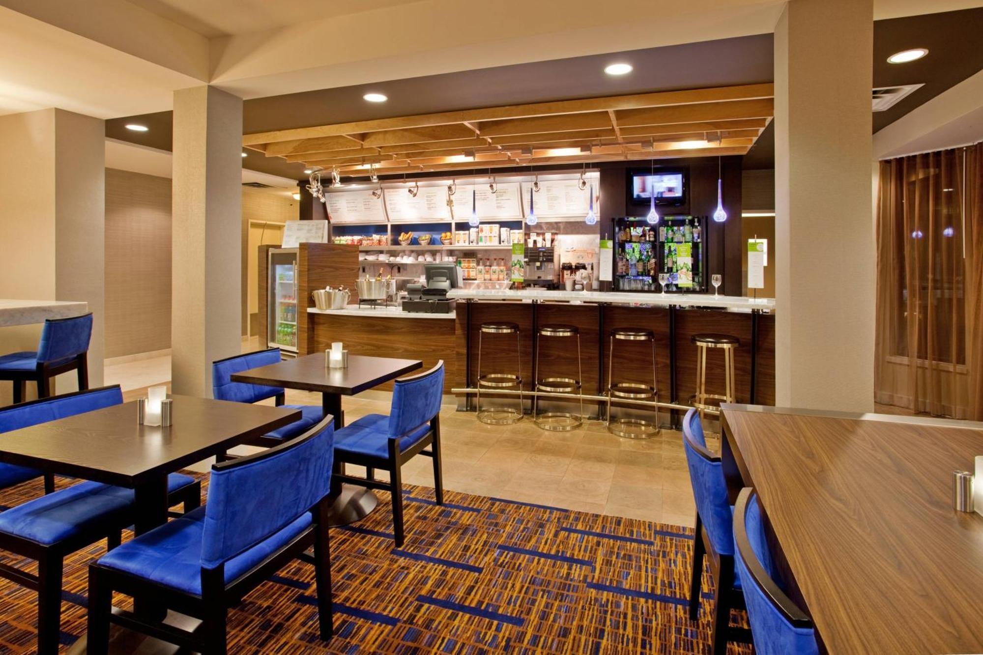 Courtyard Houston Sugar Land/Stafford Hotel Eksteriør billede