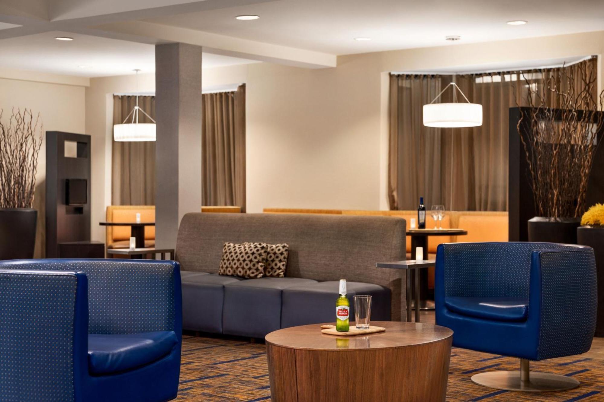 Courtyard Houston Sugar Land/Stafford Hotel Eksteriør billede