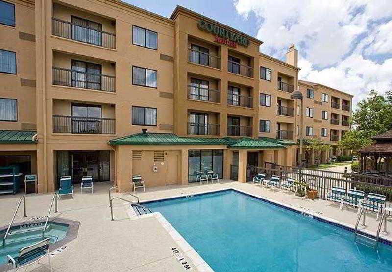 Courtyard Houston Sugar Land/Stafford Hotel Eksteriør billede